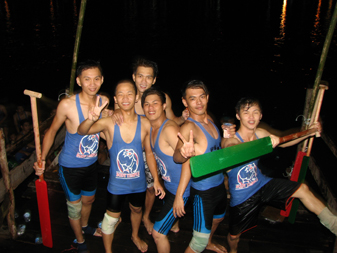 dragon boat team